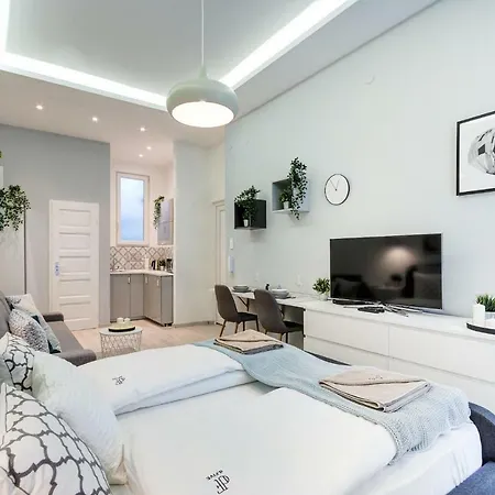 Apartment D.five Csengery